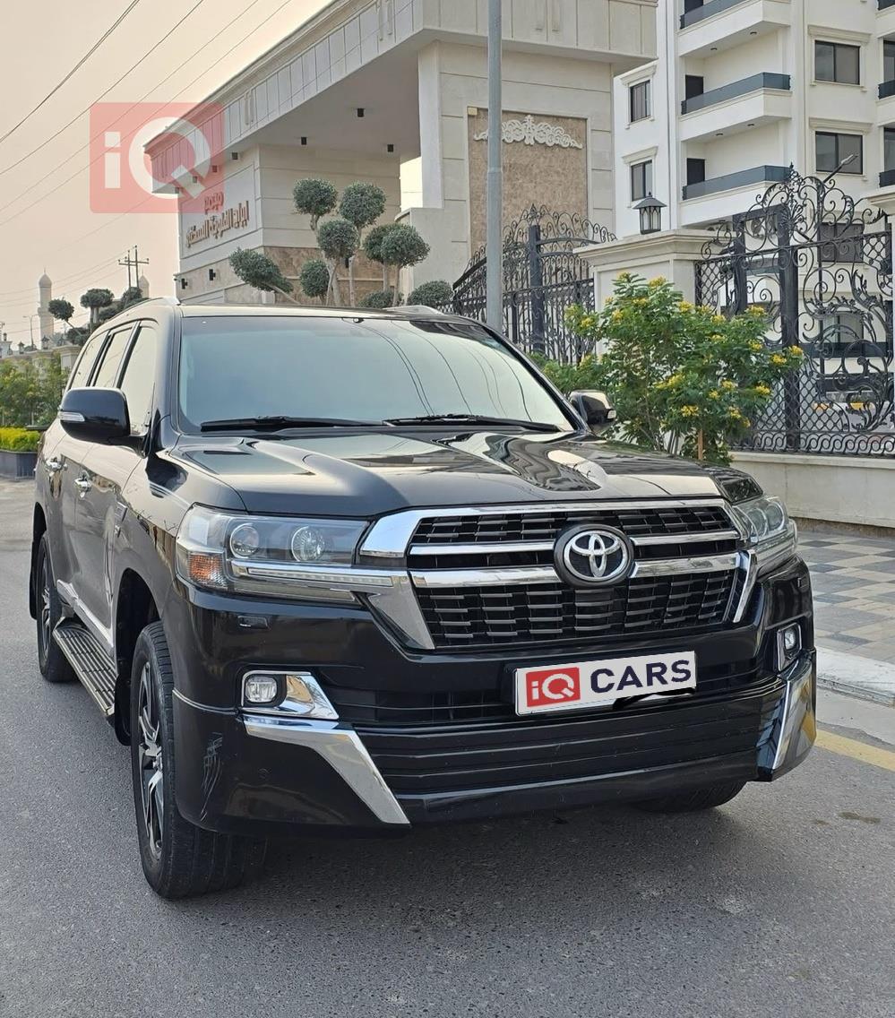 تويوتا لاندكروزر